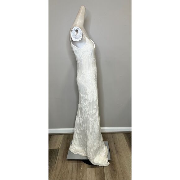 Galvan Bridal Frida devoré gown US 8 $2077 - Picture 10 of 11